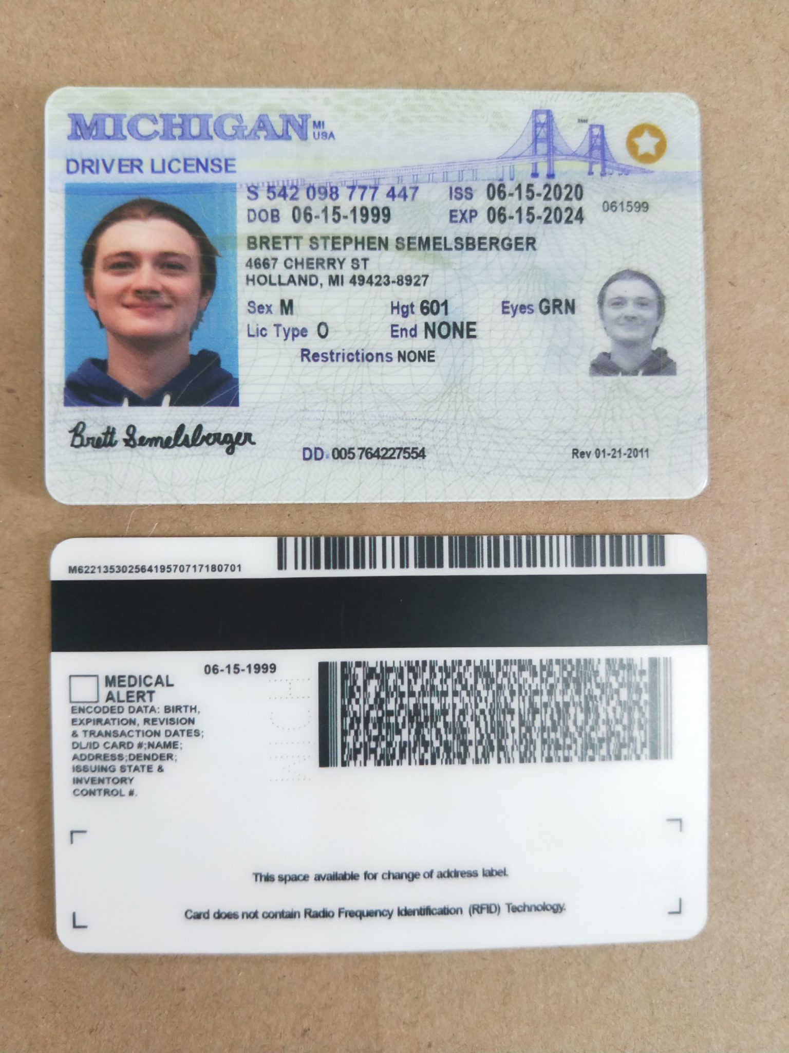 fake id card online
